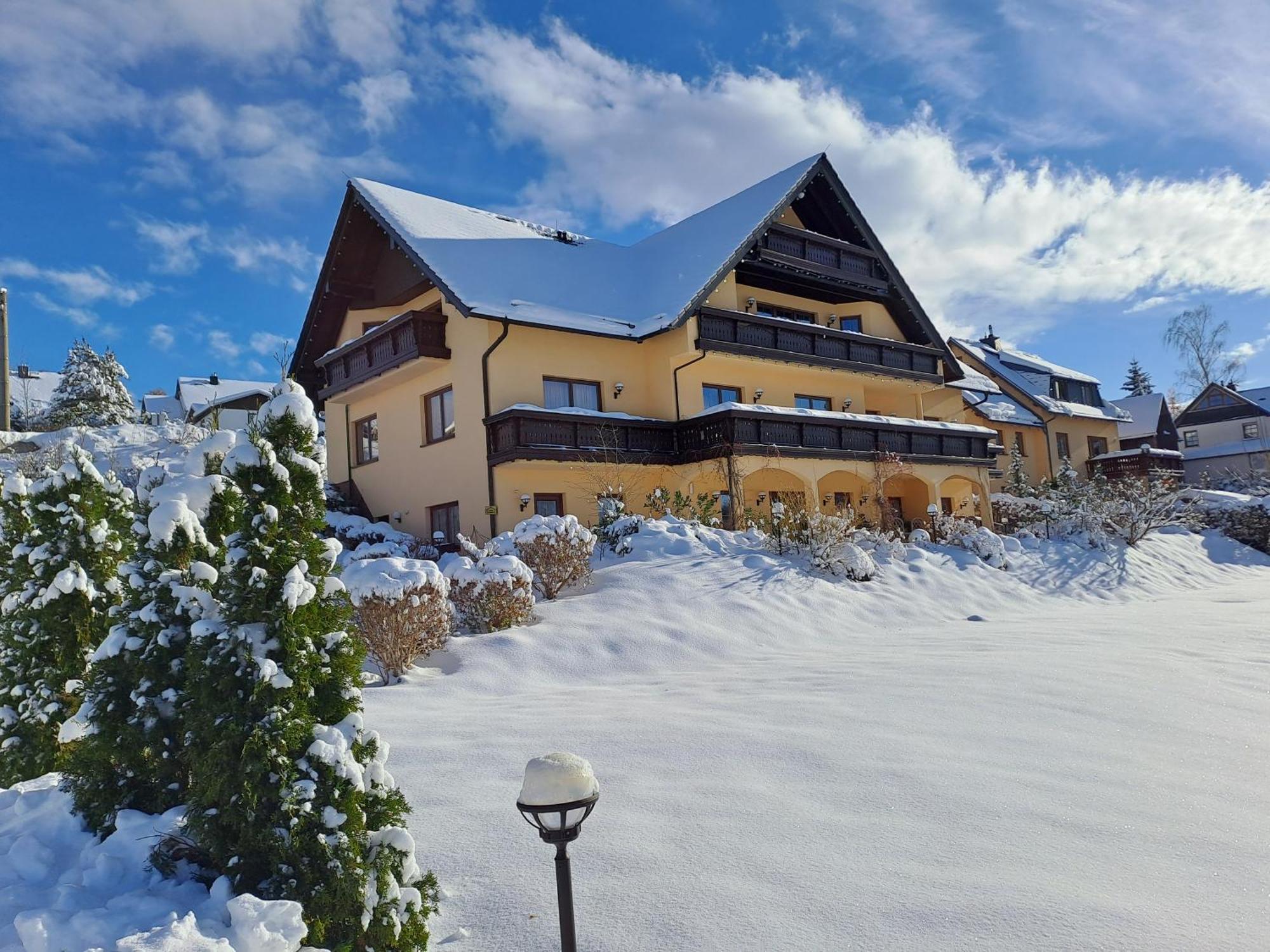 Pension Bergblick มาเรียนแบร์ก ภายนอก รูปภาพ